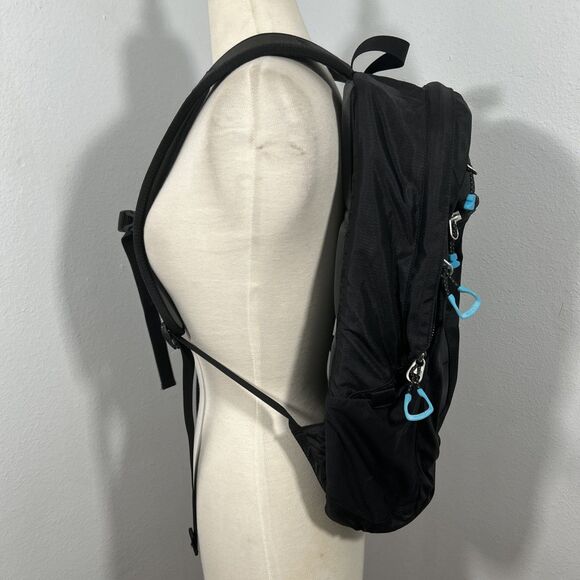 Thule Sweden Backpack 18L Black Laptop Compartment - Picture 5 of 10